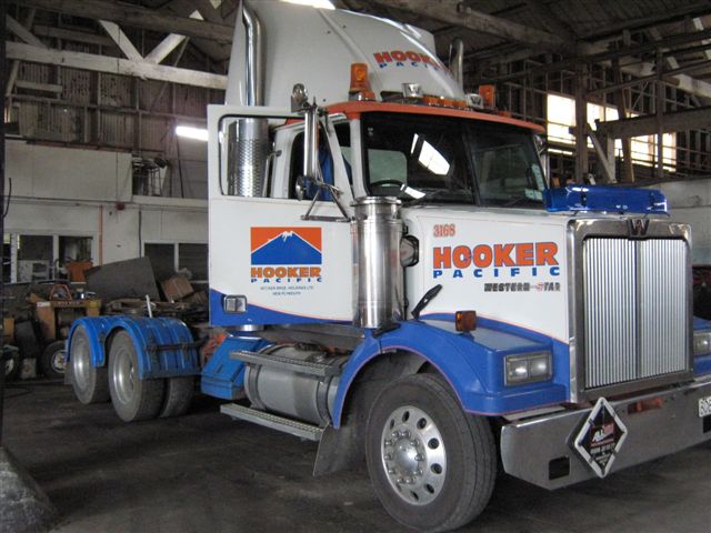 Web Page 008 — Loaders civil construction